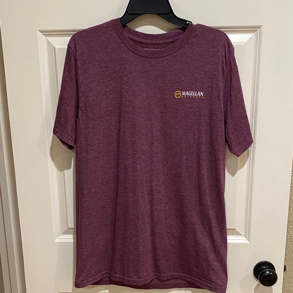 Magellan Outdoors Men's Heathered Wine Short-Sleeve Tee with Chest Logo